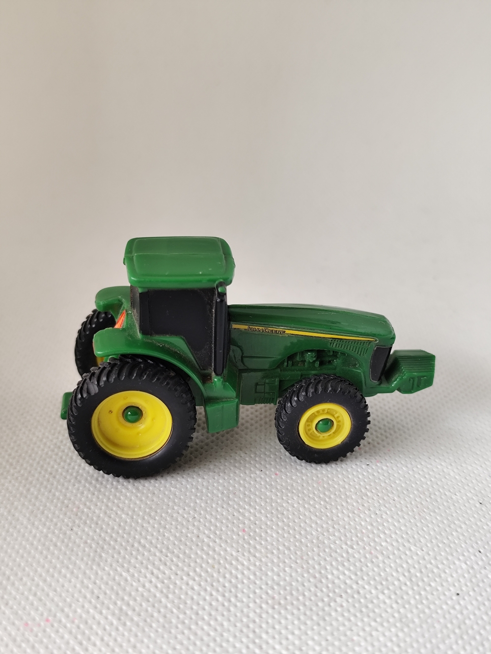 3/$25💙John Deere Tractor – ERTL Licensed Diecast Model (3”)